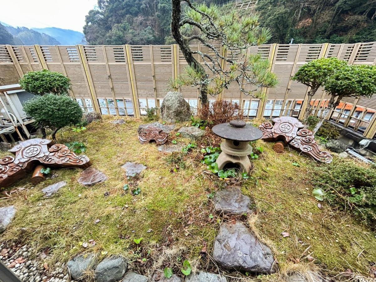 Gotsu Sangai Ryokan מראה חיצוני תמונה