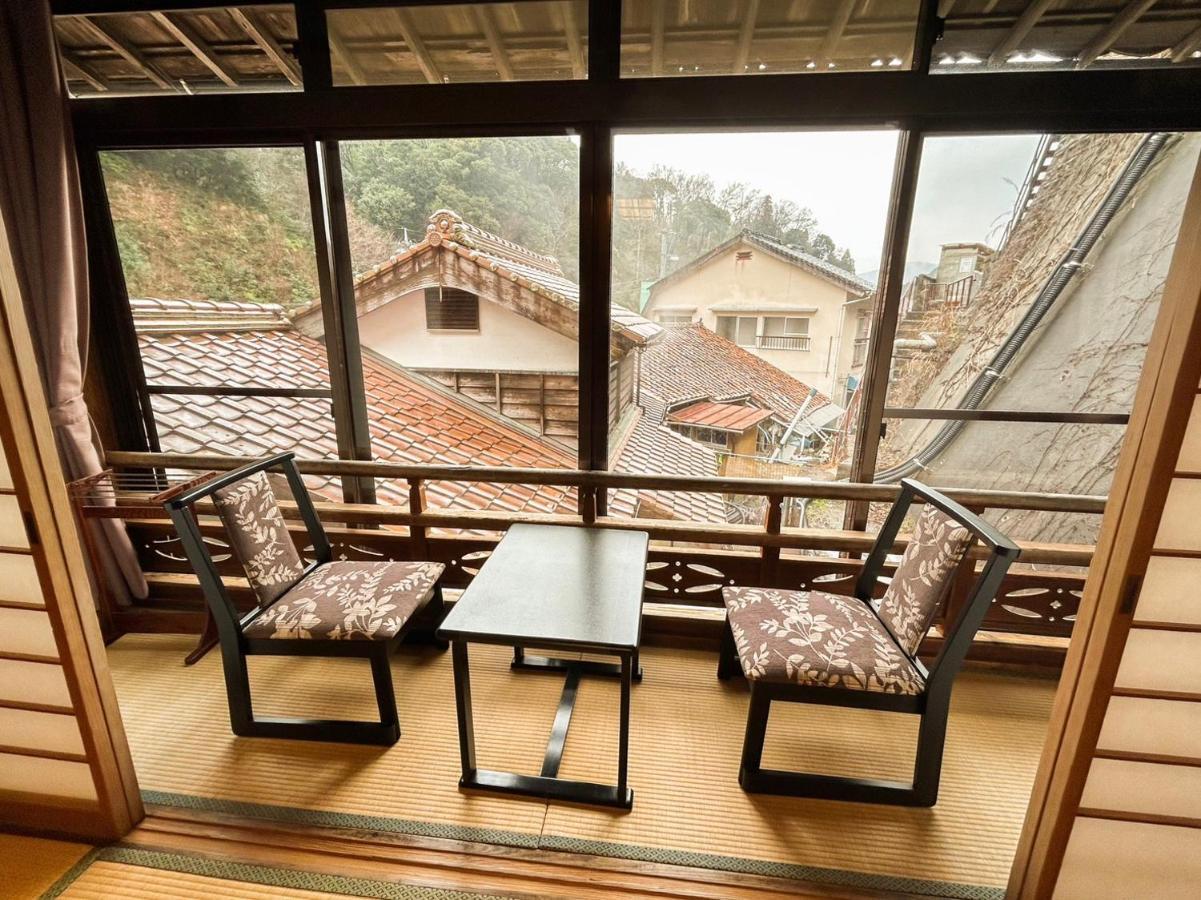 Gotsu Sangai Ryokan מראה חיצוני תמונה